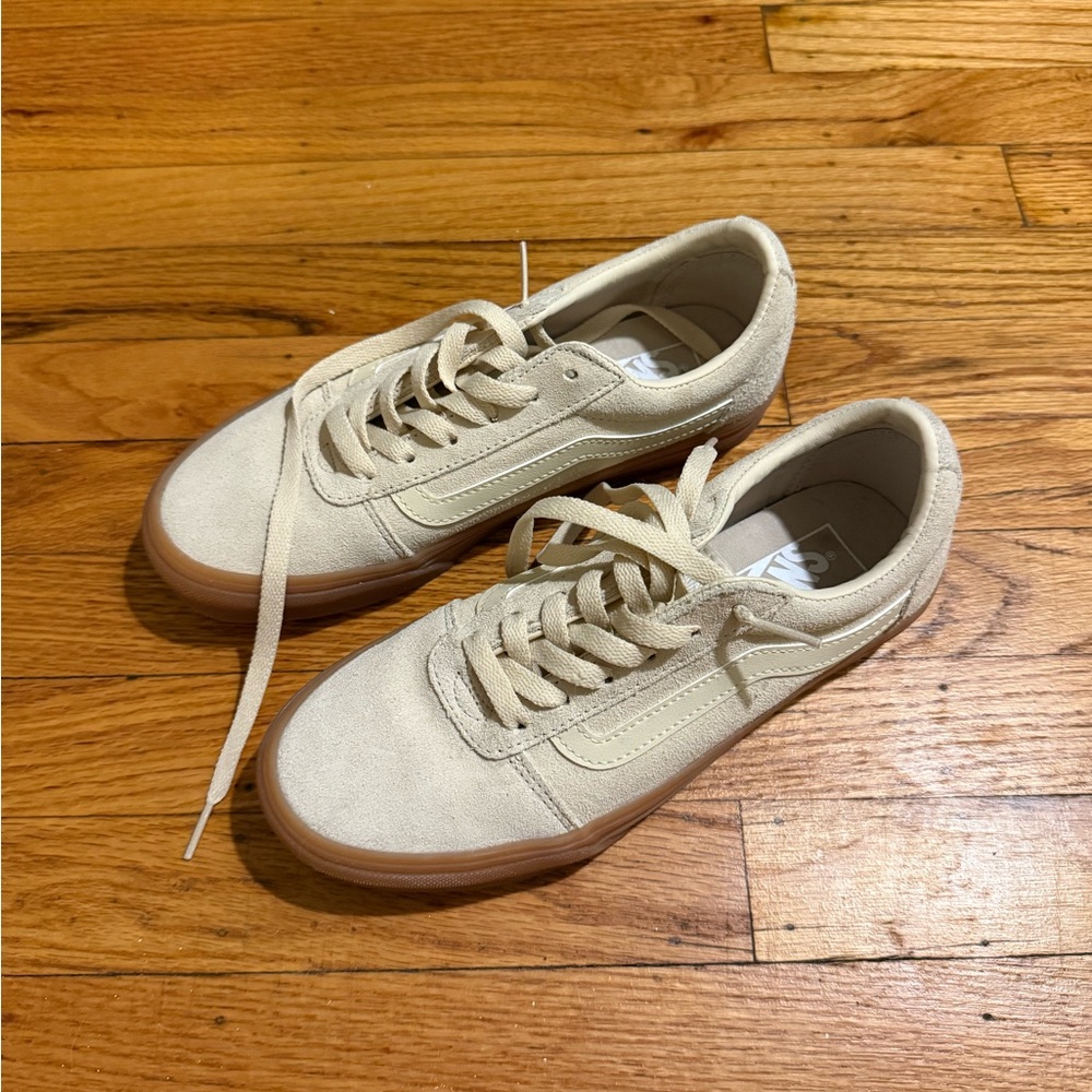 Cream Sneakers with Gum Sole - Vans. Never worn. 7.5 size women